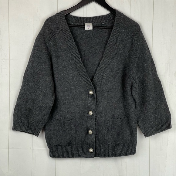 CAbi Gray V Neck Cardigan Size M - Picture 1 of 5